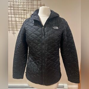 The North Face Women's Black Puffer Jacket